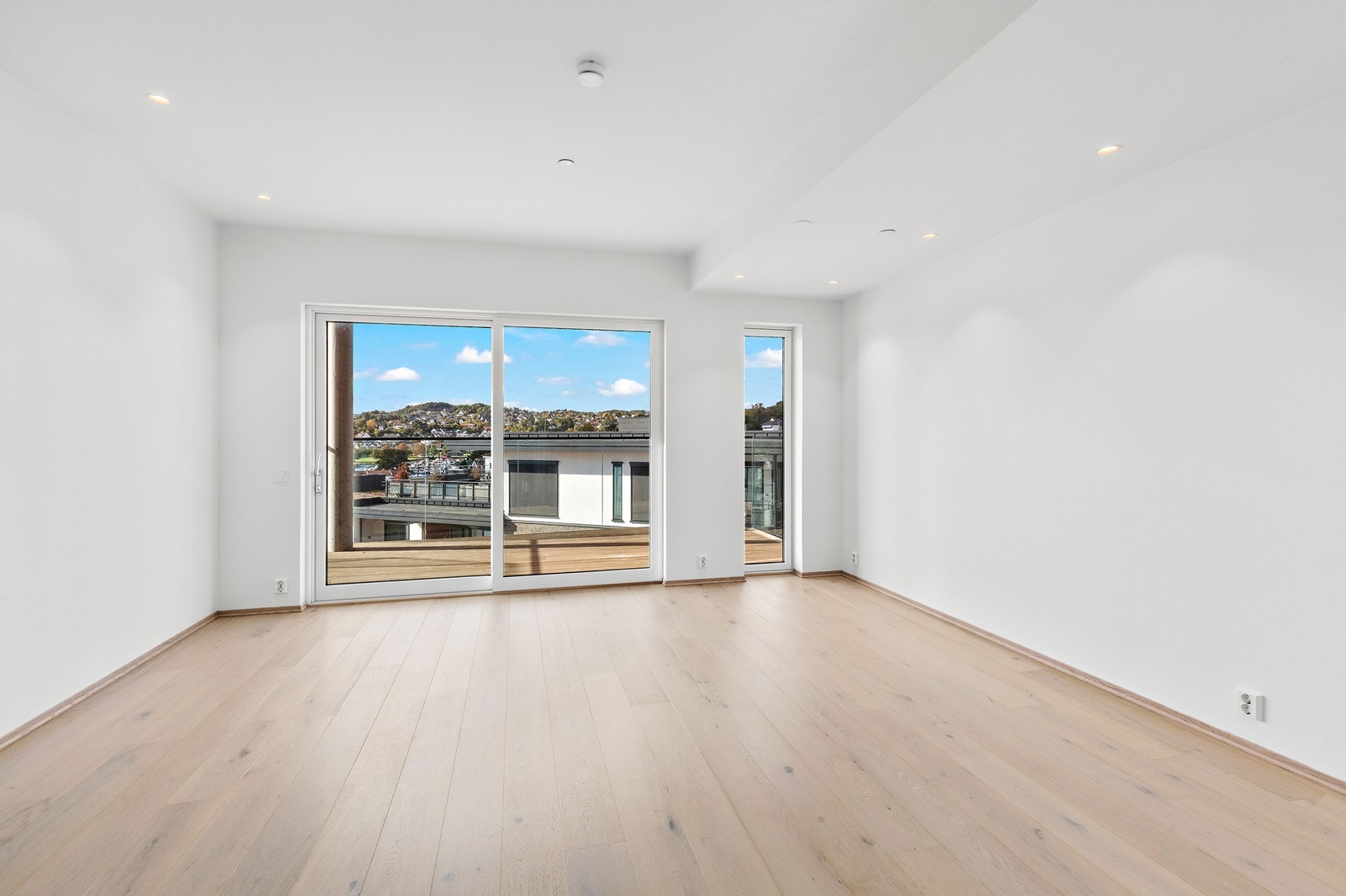 Fra stuen er det adkomst til balkong. Galleribilde