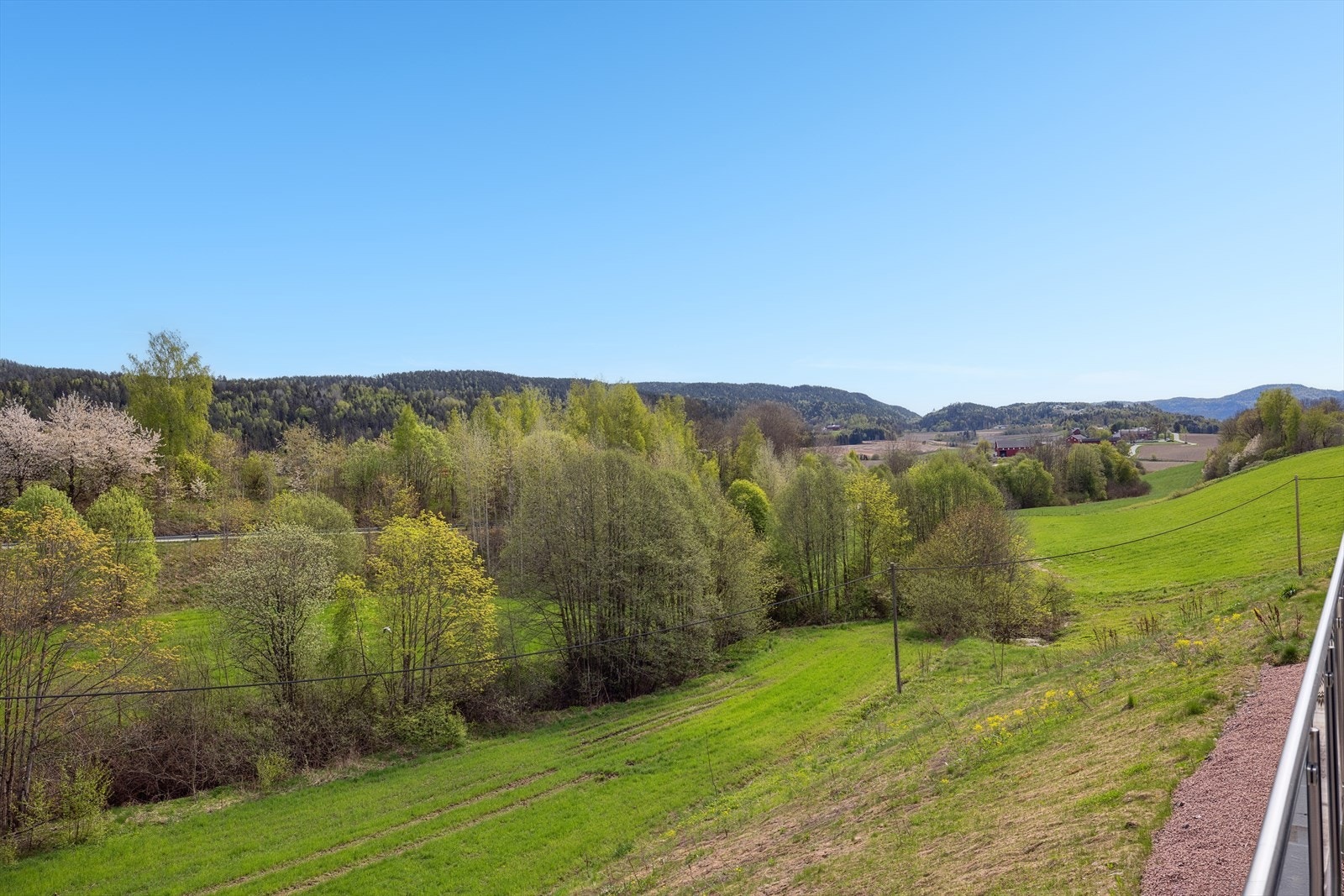 Fra balkongen er det flott utsikt. Galleribilde