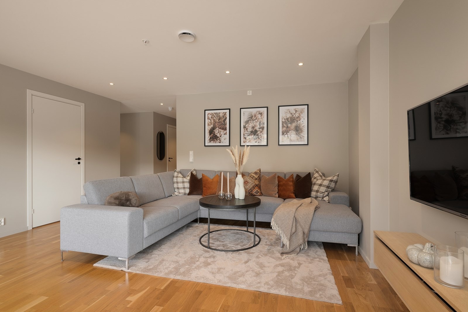 Romslig stue Galleribilde