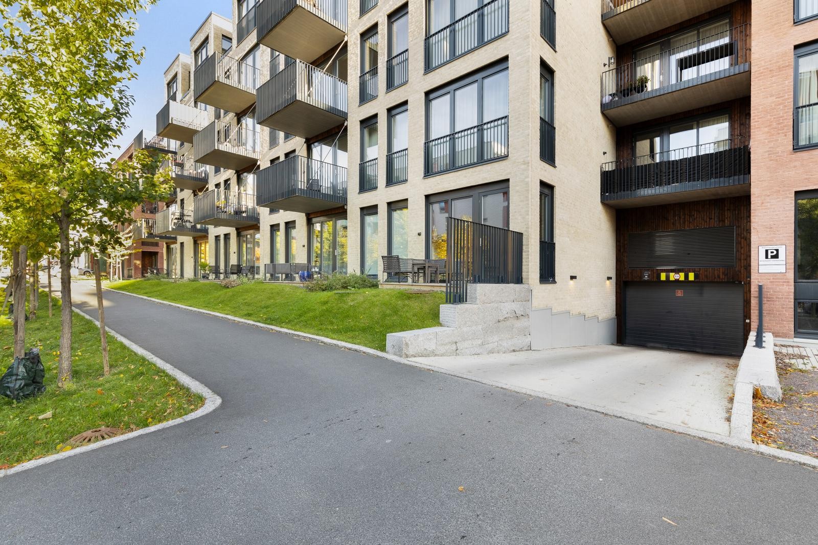 Garasjeplass sentralt på Ensjø! Galleribilde