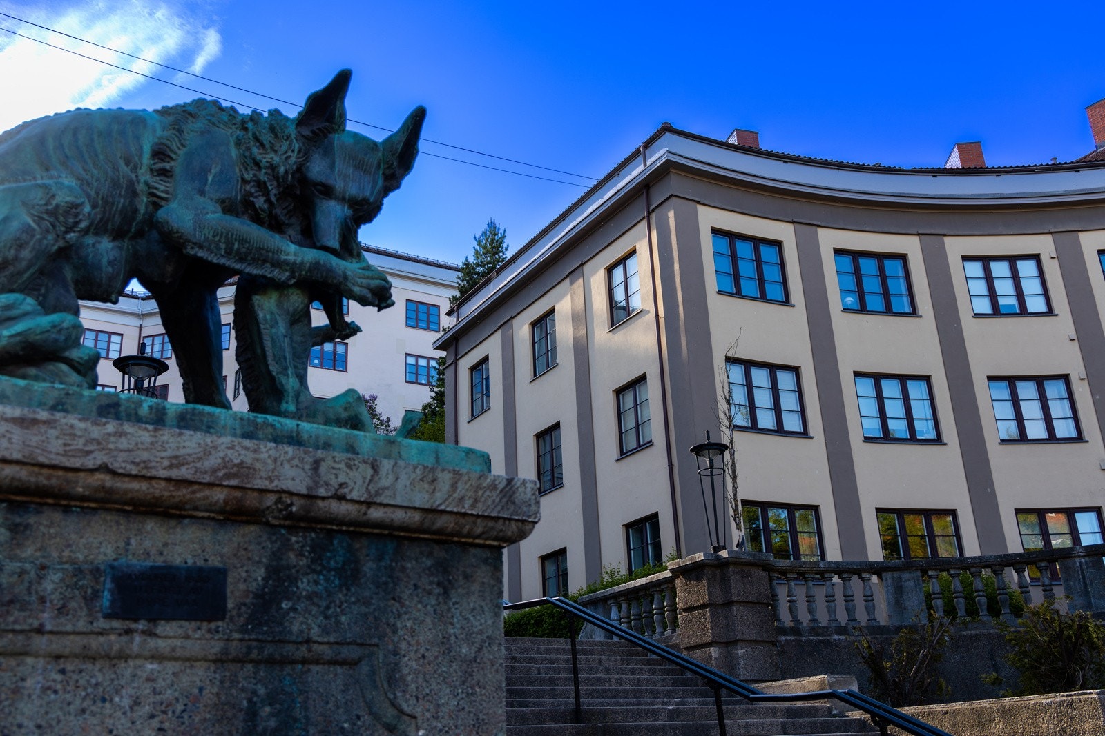 Innen kort gangavstand er det mulighet for garasjeplass i Kiellands P-hus Galleribilde