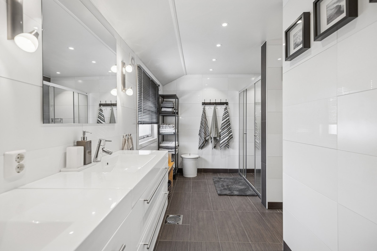 Bad 2. etasje Galleribilde