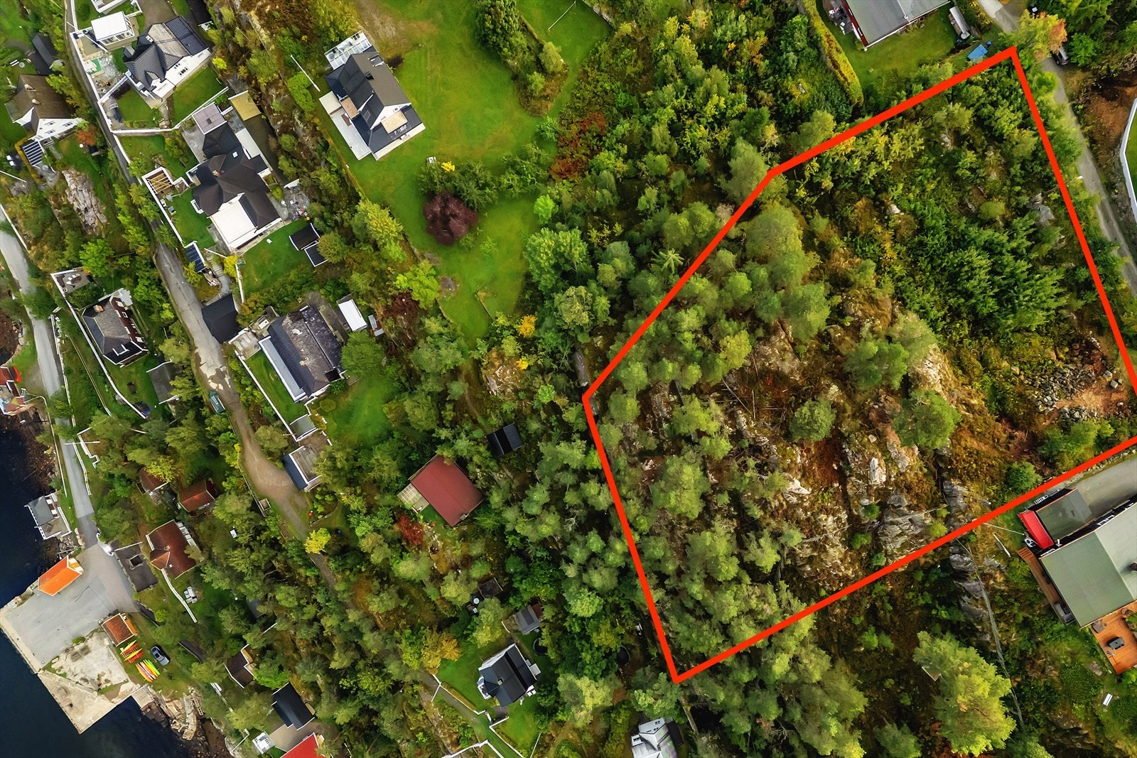 Tomt innrammet - viser ca. tomtegrenser Galleribilde