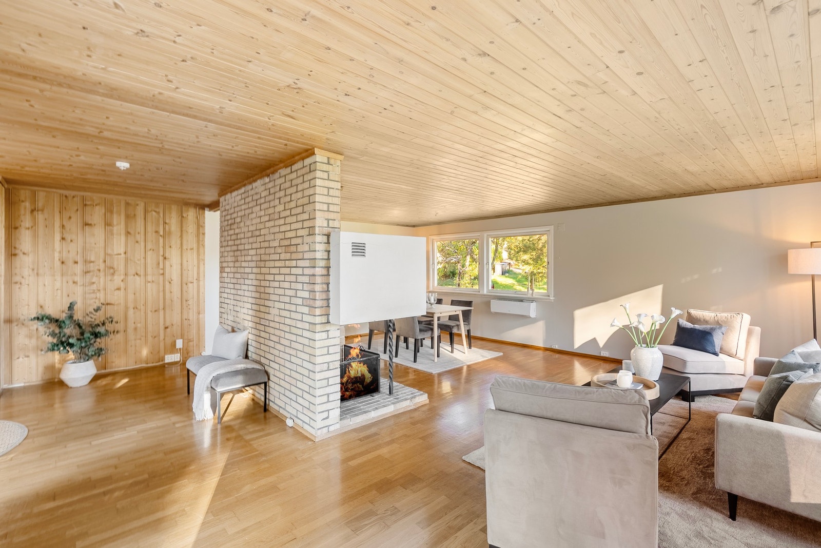 Forstue/TV-stue Galleribilde