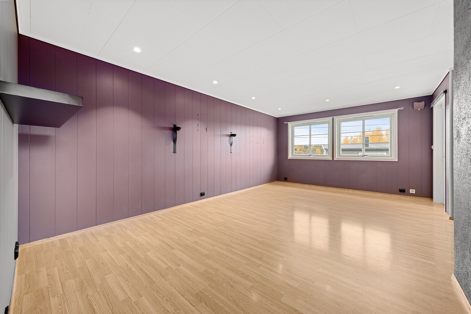 Rommet står i dag tomt, her er det muligheter for å innrede slik man ønsker. Galleribilde