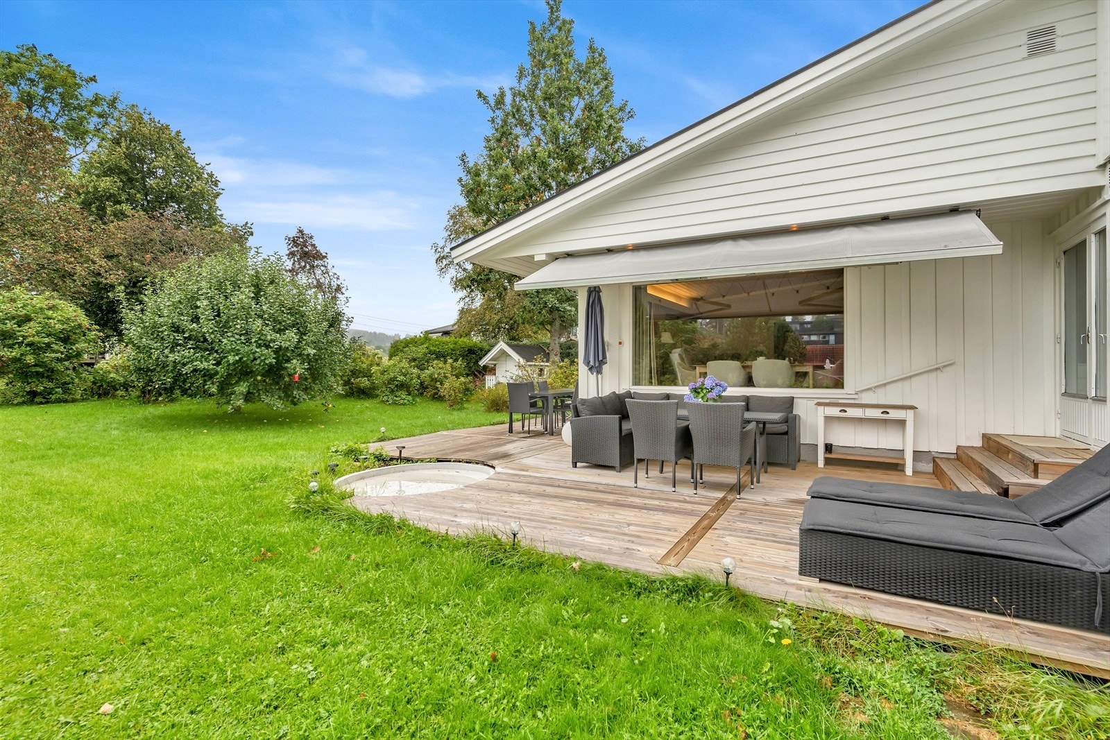 Fra stuen er det utgang til terrasse på 43 m². Galleribilde