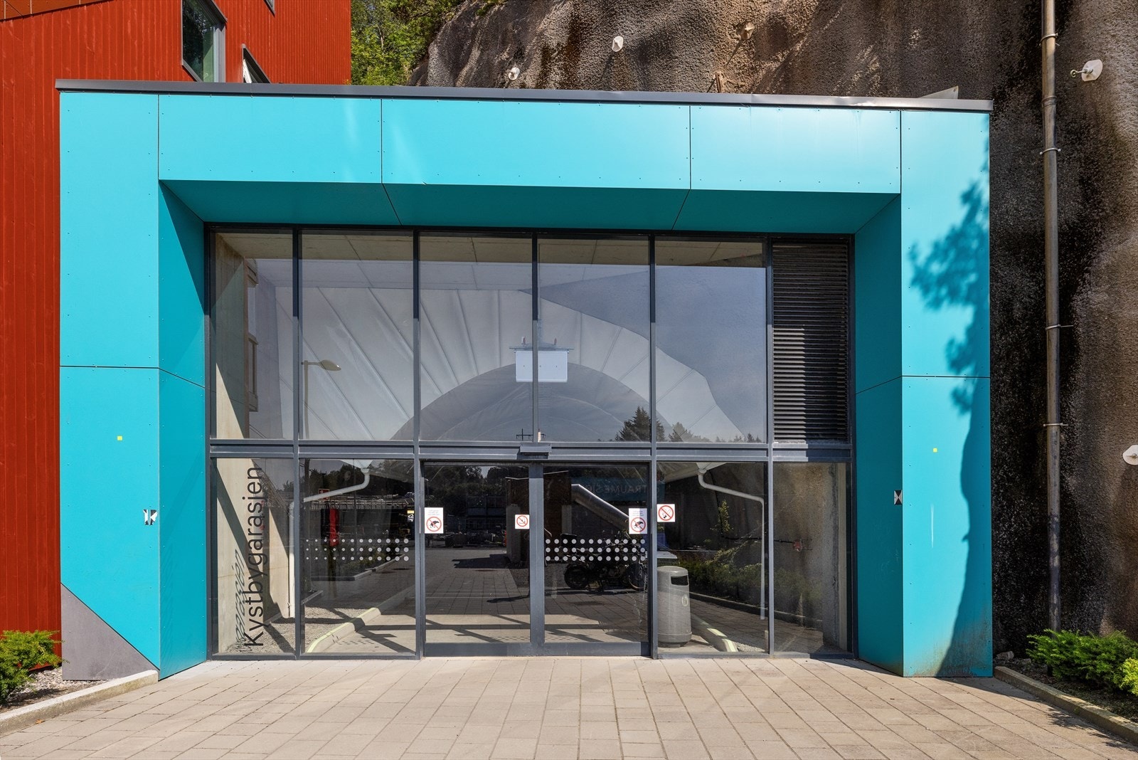 Inngang til tunnel til senteret Galleribilde