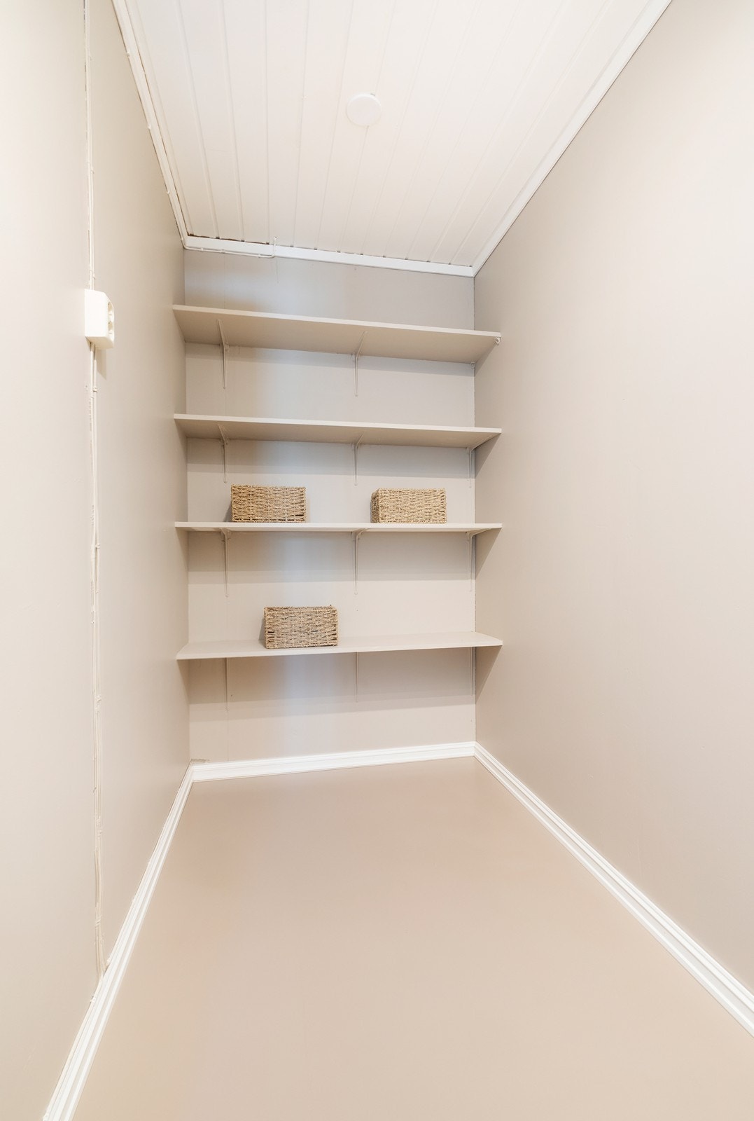 Innvendig bod. Galleribilde