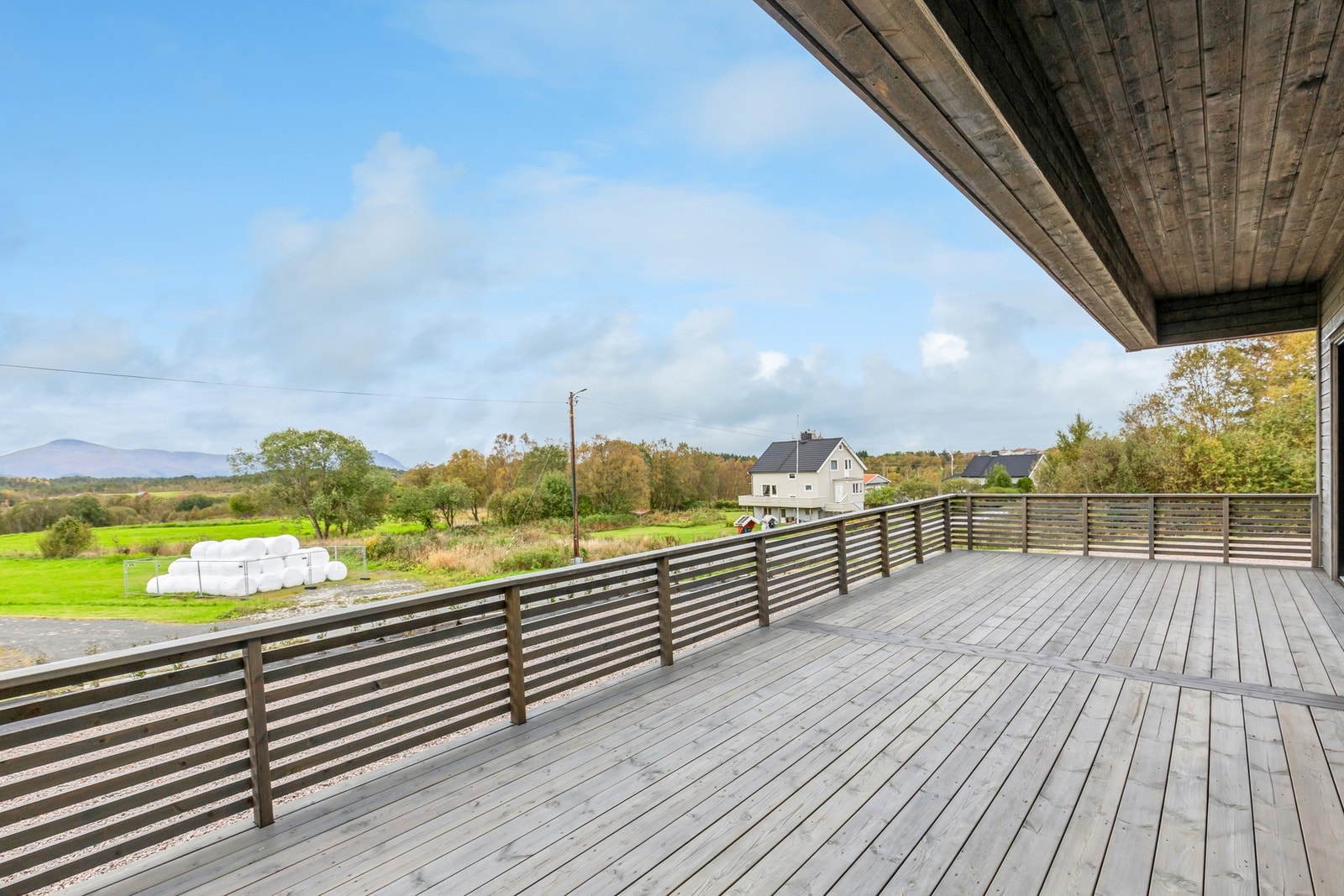 Solrik terrasse Galleribilde