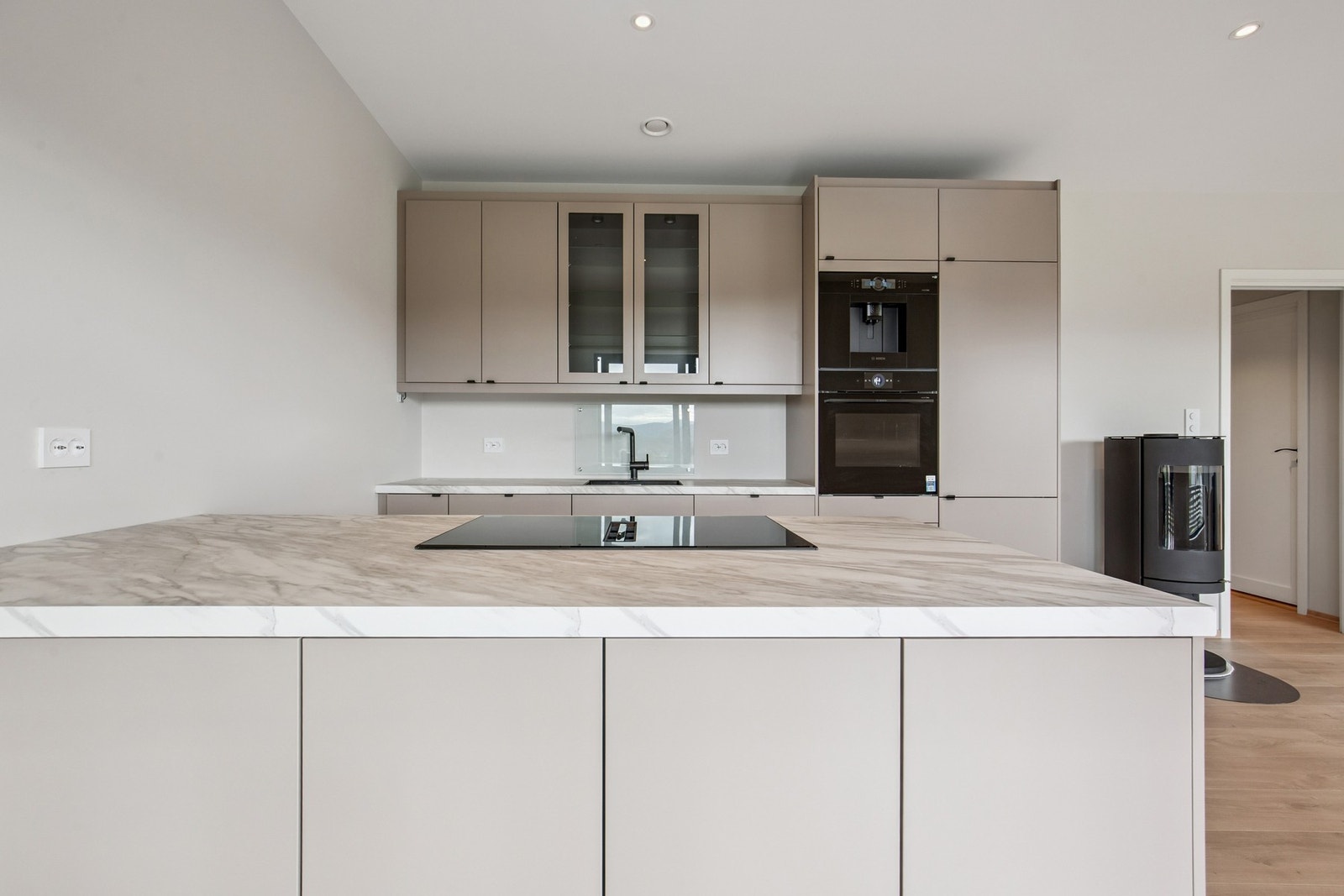 Det er gulvvarme på stue, kjøkken, bad og gang Galleribilde