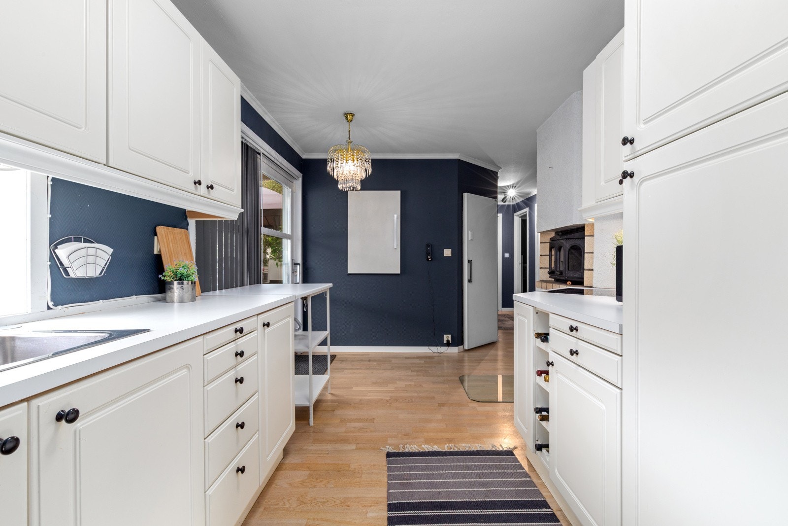 Fra kjøkkenet er det adkomst til terrasse. Galleribilde