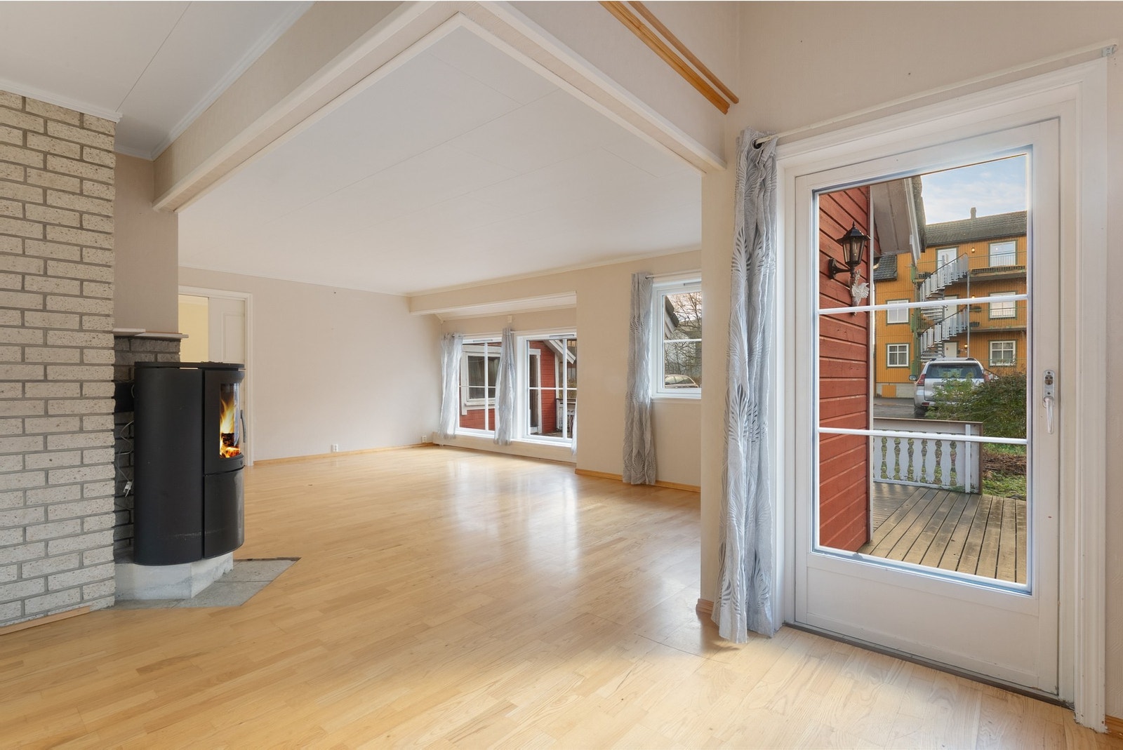 Her er det også egen plass som passer bra til en spisegruppe. Galleribilde