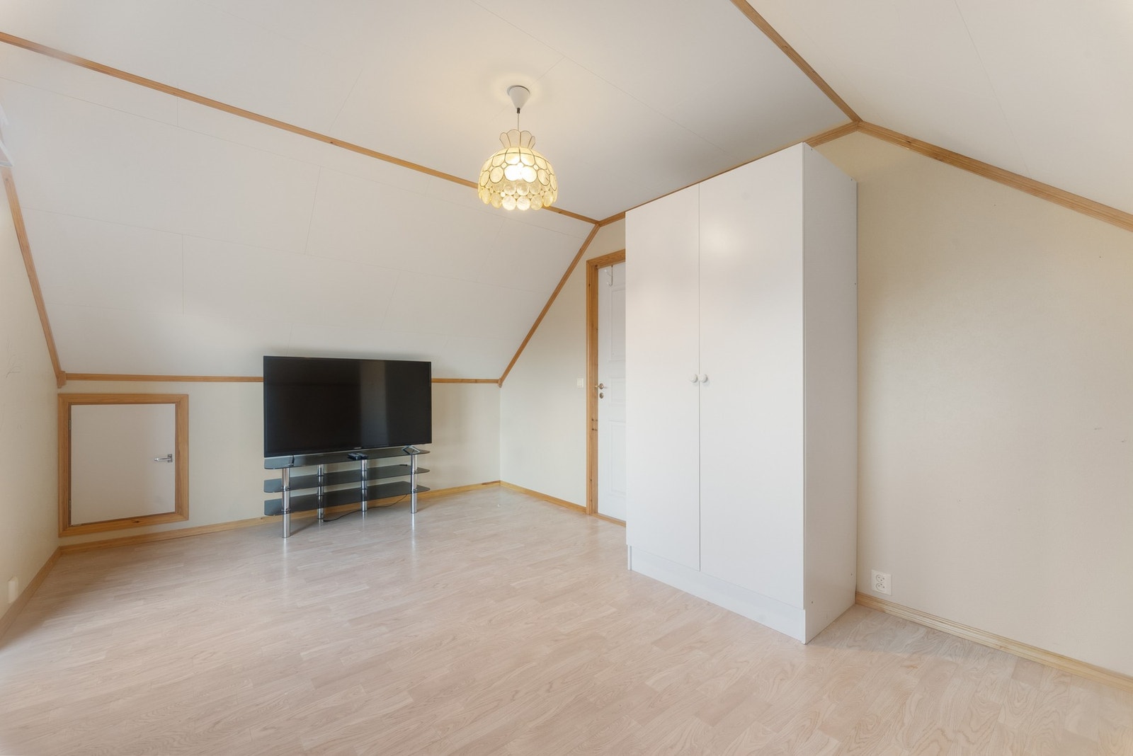 Rommet fungerer også godt som soverom. Galleribilde