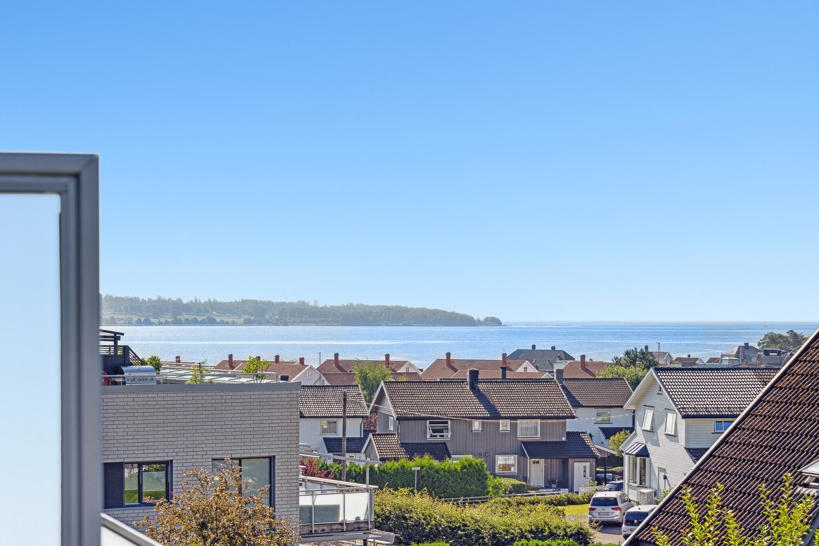 Perfekt uteplass for både avslapning og sosiale sammenkomster. Galleribilde