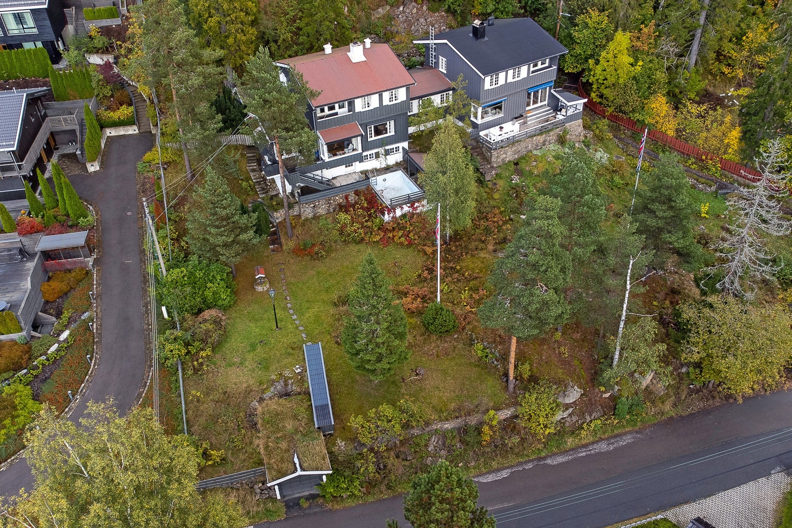 Dronefoto. Tomt på 1,5 mål. Galleribilde