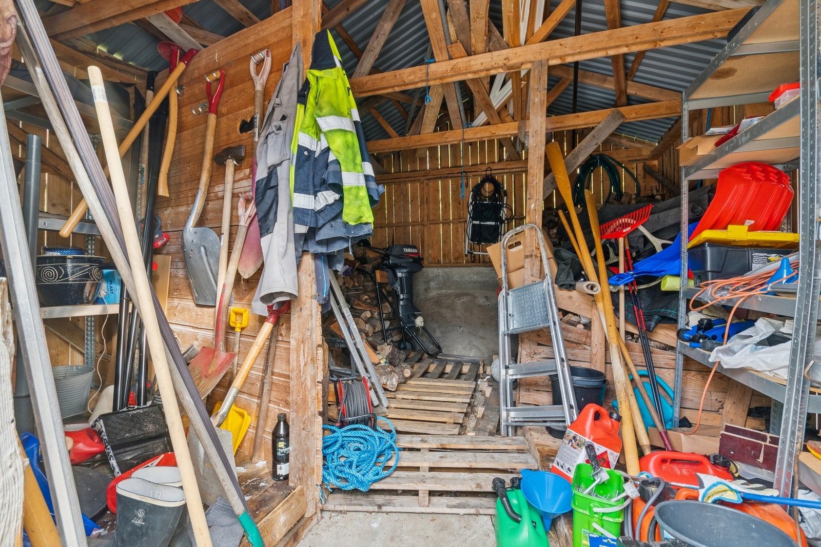 Redskapsbod. Galleribilde