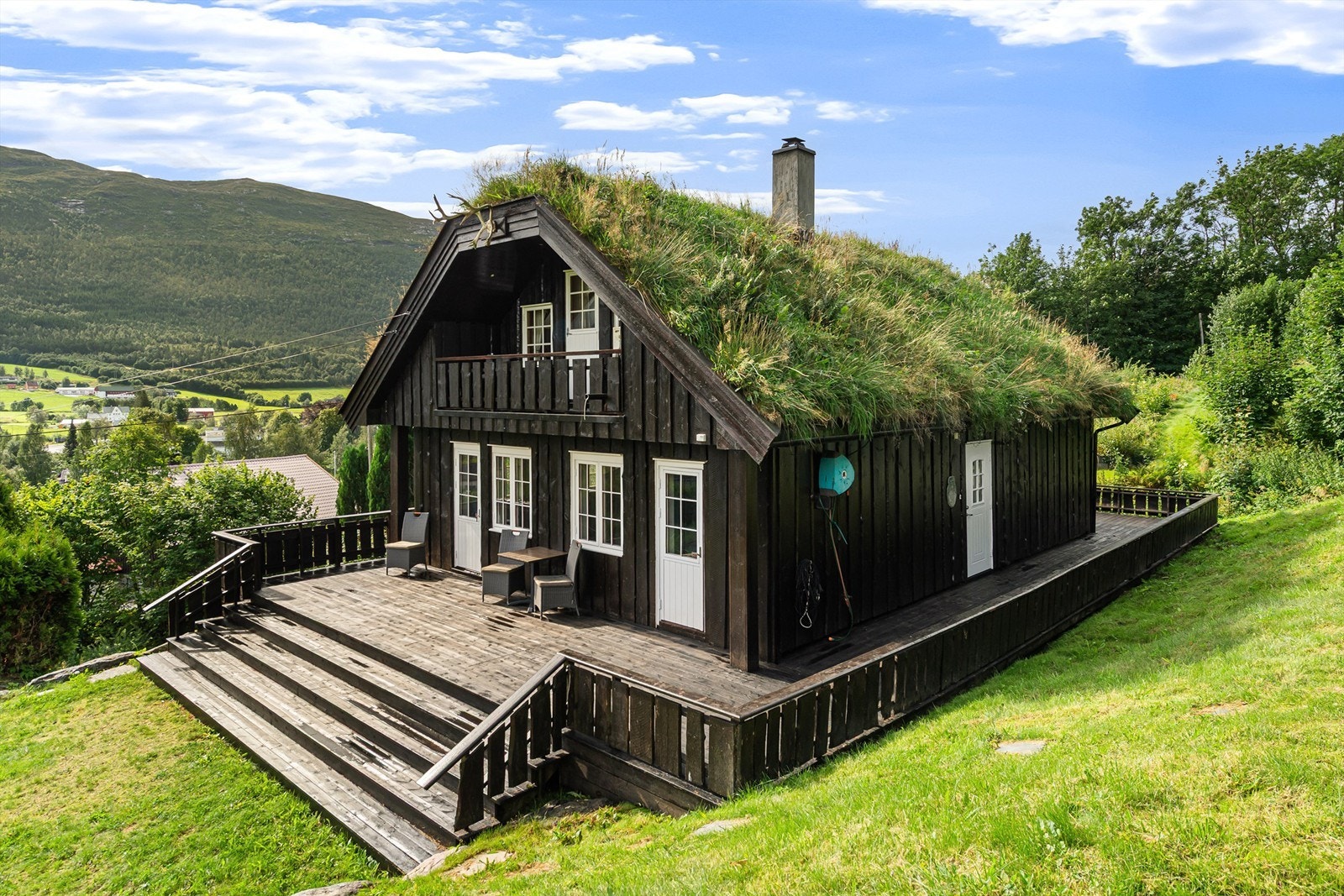 Enebolig over to plan. Galleribilde