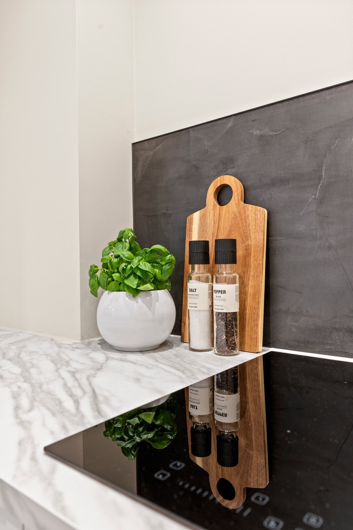 Flott benkeplate i laminat. Galleribilde