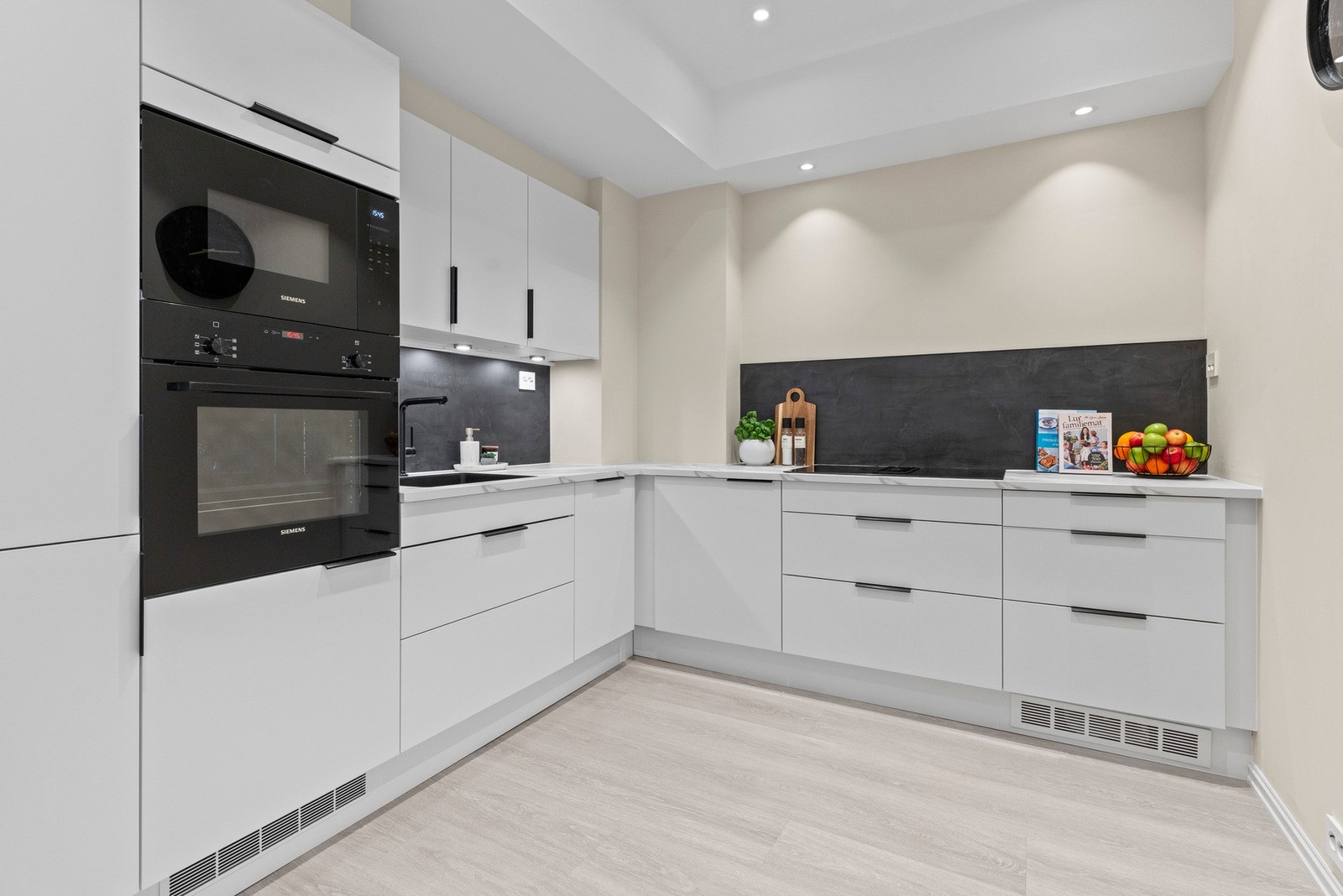 Strøkent Norema kjøkken fra 2025. Galleribilde