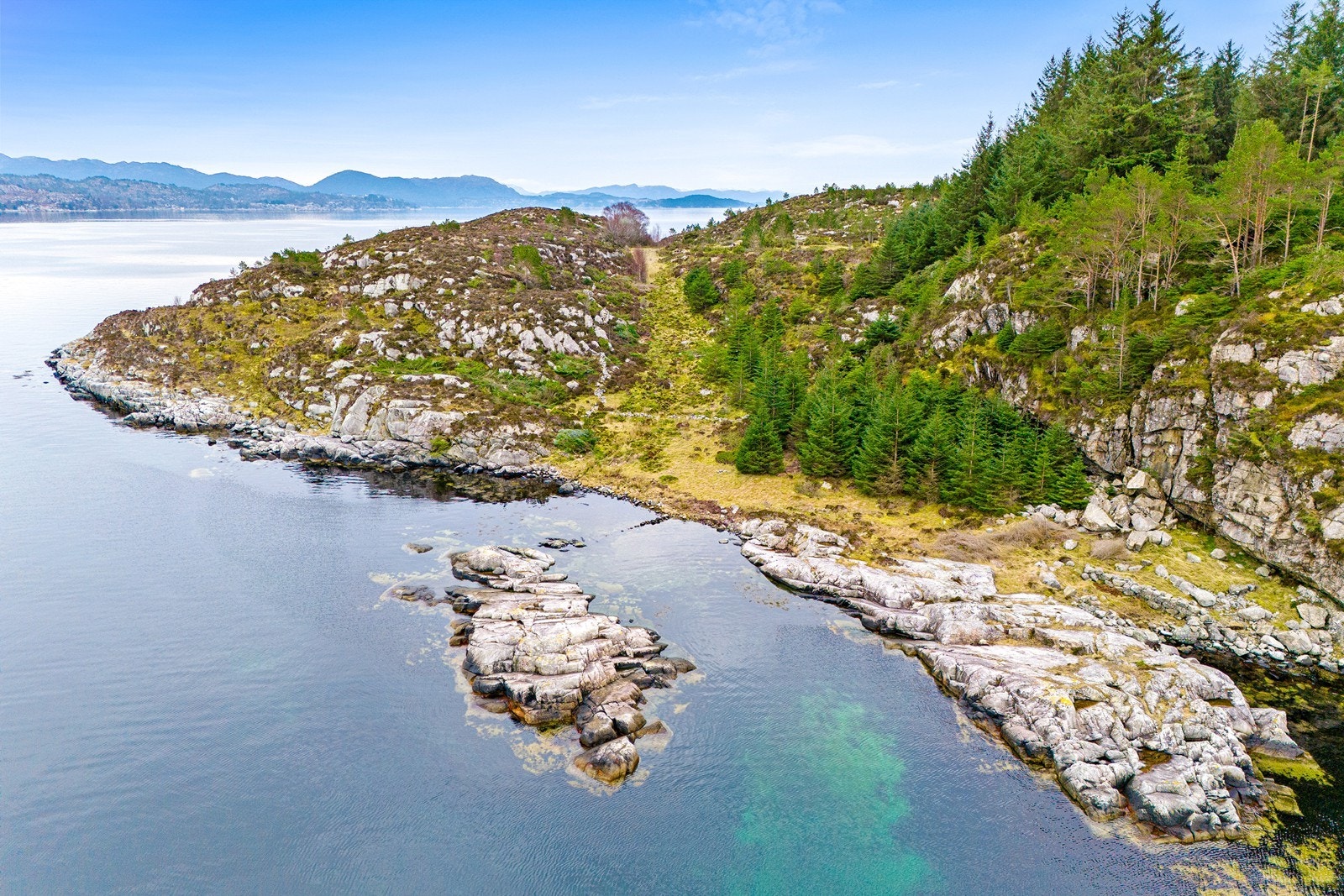 Bade og fiskeplasser på nordsida av Stora Klakksøy Galleribilde