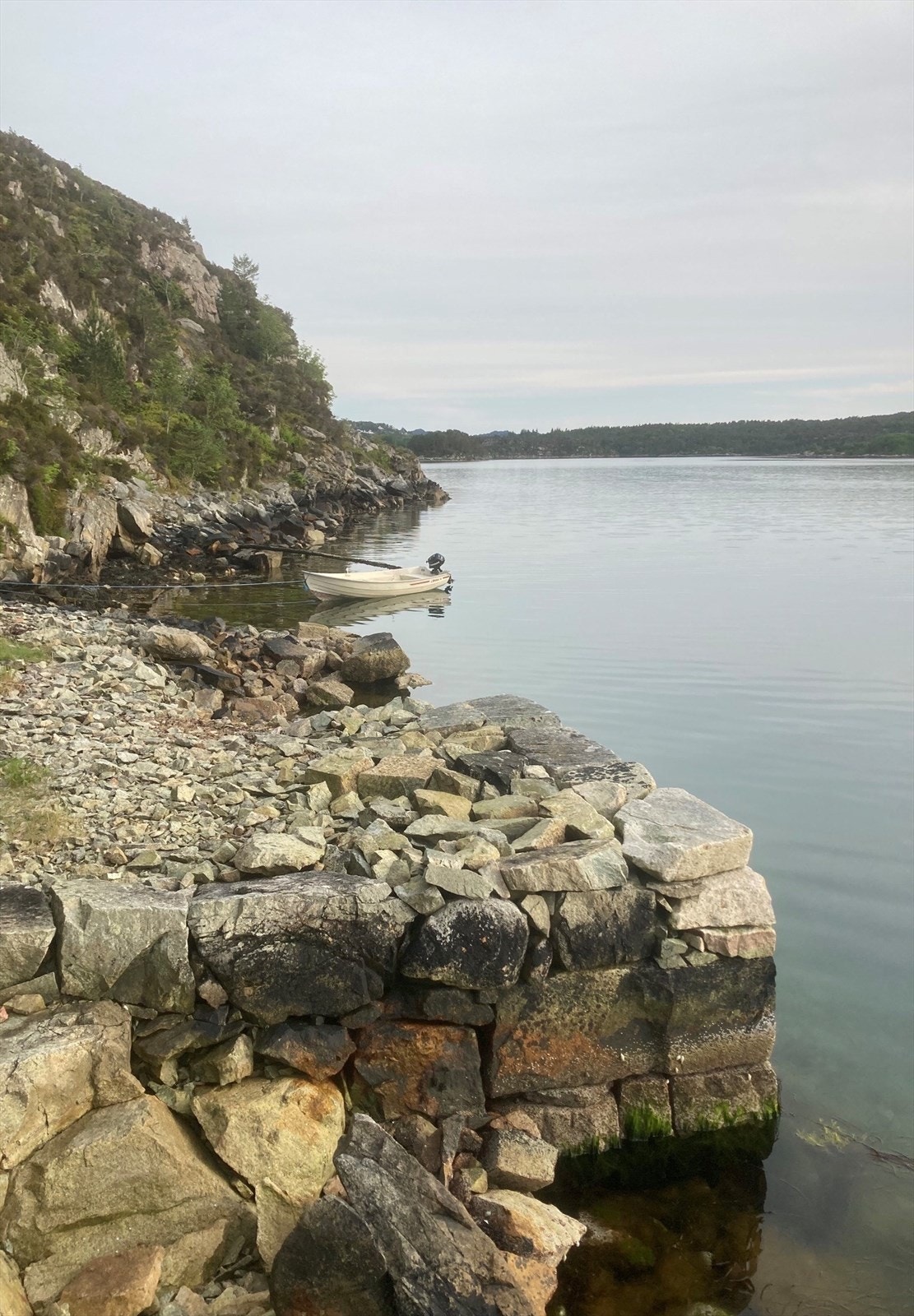 Fin eldre steinkai Galleribilde