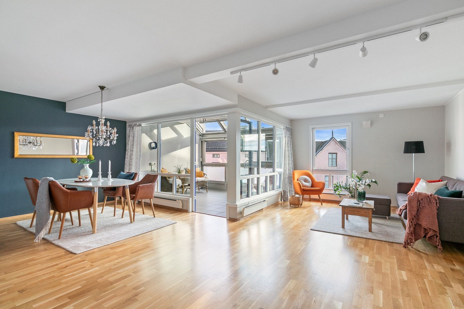 Velkommen til Sverres gate 41, presentert av Ingrid Bøhmer. Foto: Pil Branding (Kim Rognmo). Galleribilde