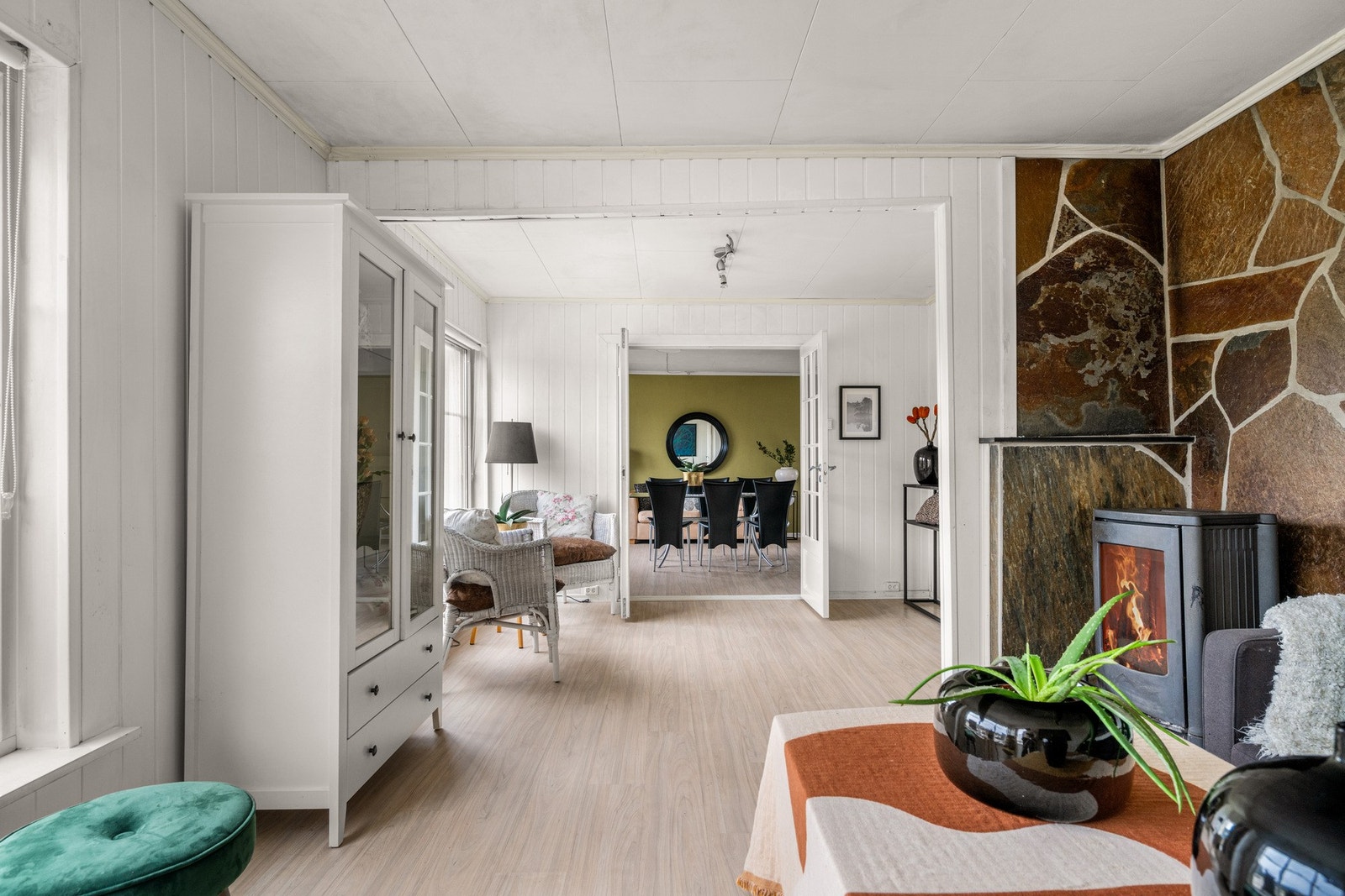 Stuen har en lun og koselig atmosfære. Galleribilde