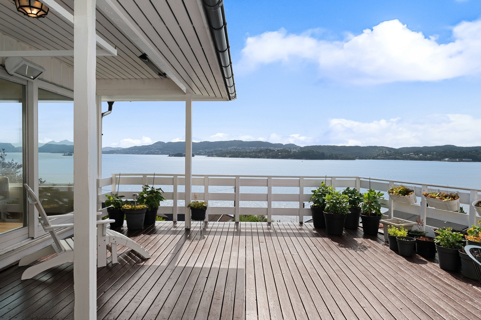 Terrasse. Galleribilde