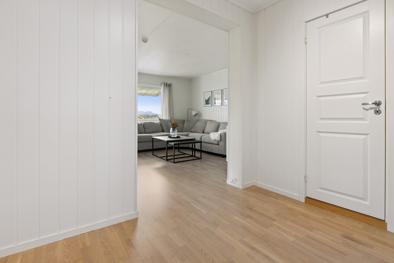 Entré med adkomst bad. Galleribilde