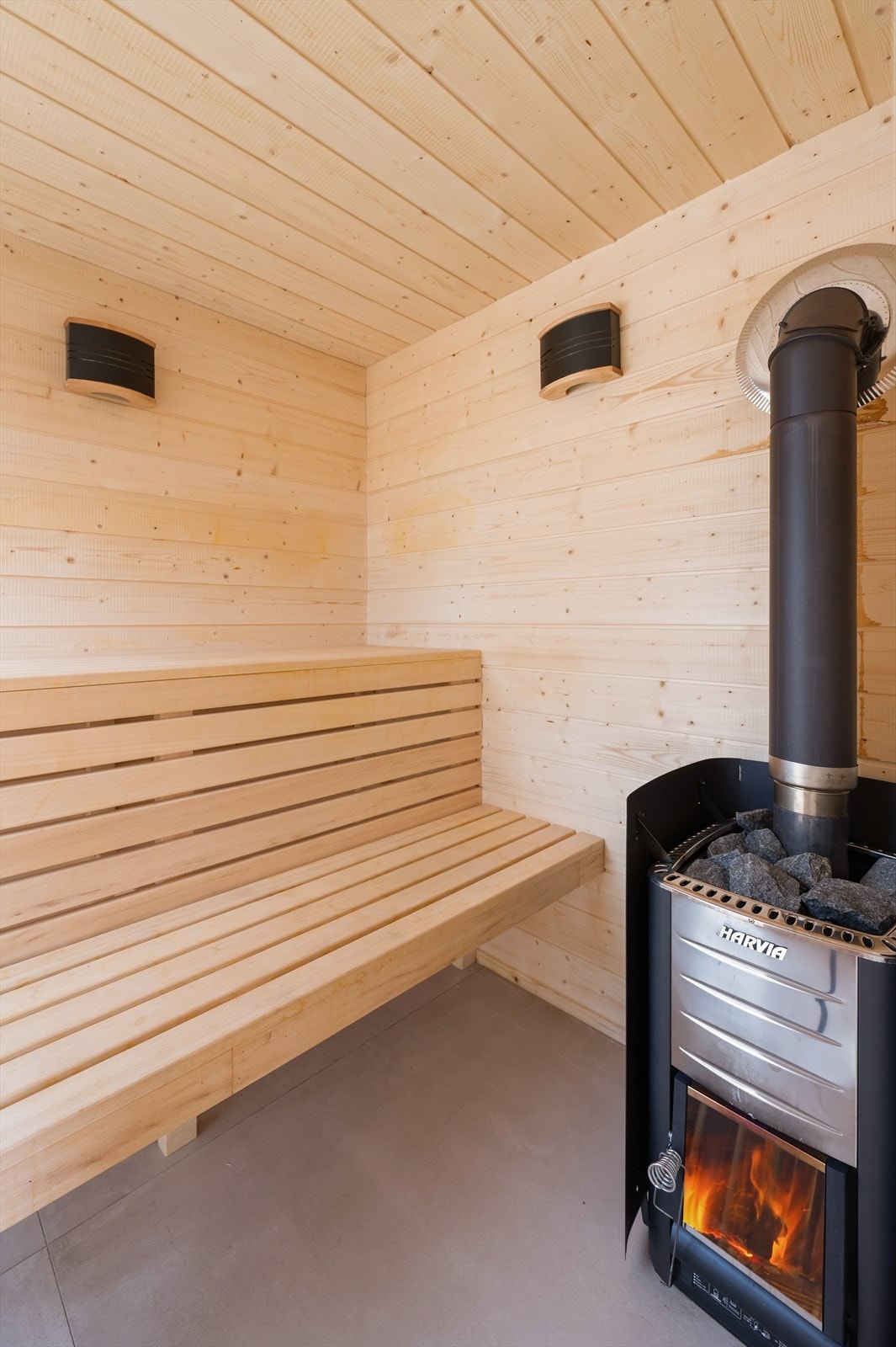 Badstuen har god plass til flere personer. Galleribilde