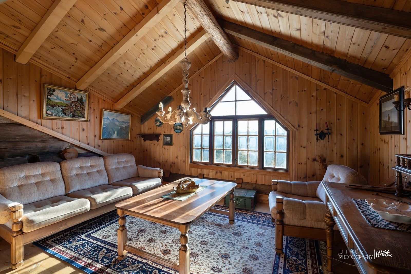 Loftstue/soverom. Her er det rikelig med plass. Galleribilde