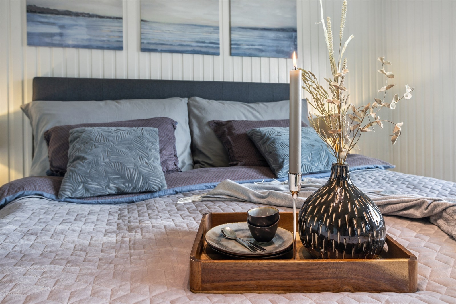 Detalj fra hovedsoverom Galleribilde