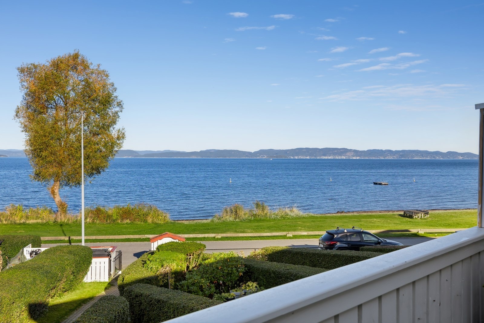 Utsikten fra balkong i 2.etasje. Galleribilde