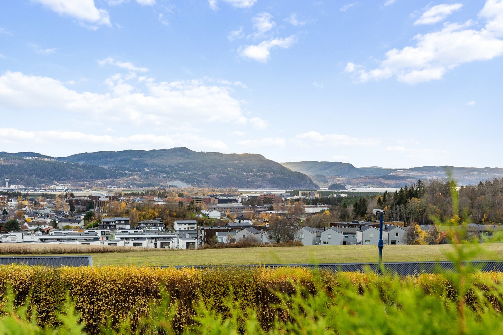 Utsikt fra leilighetens terrasse. Galleribilde