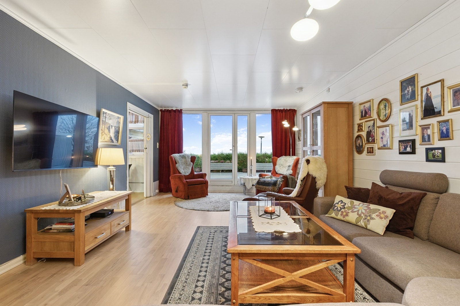 Lys og romslig stue på 30 kvm. Galleribilde