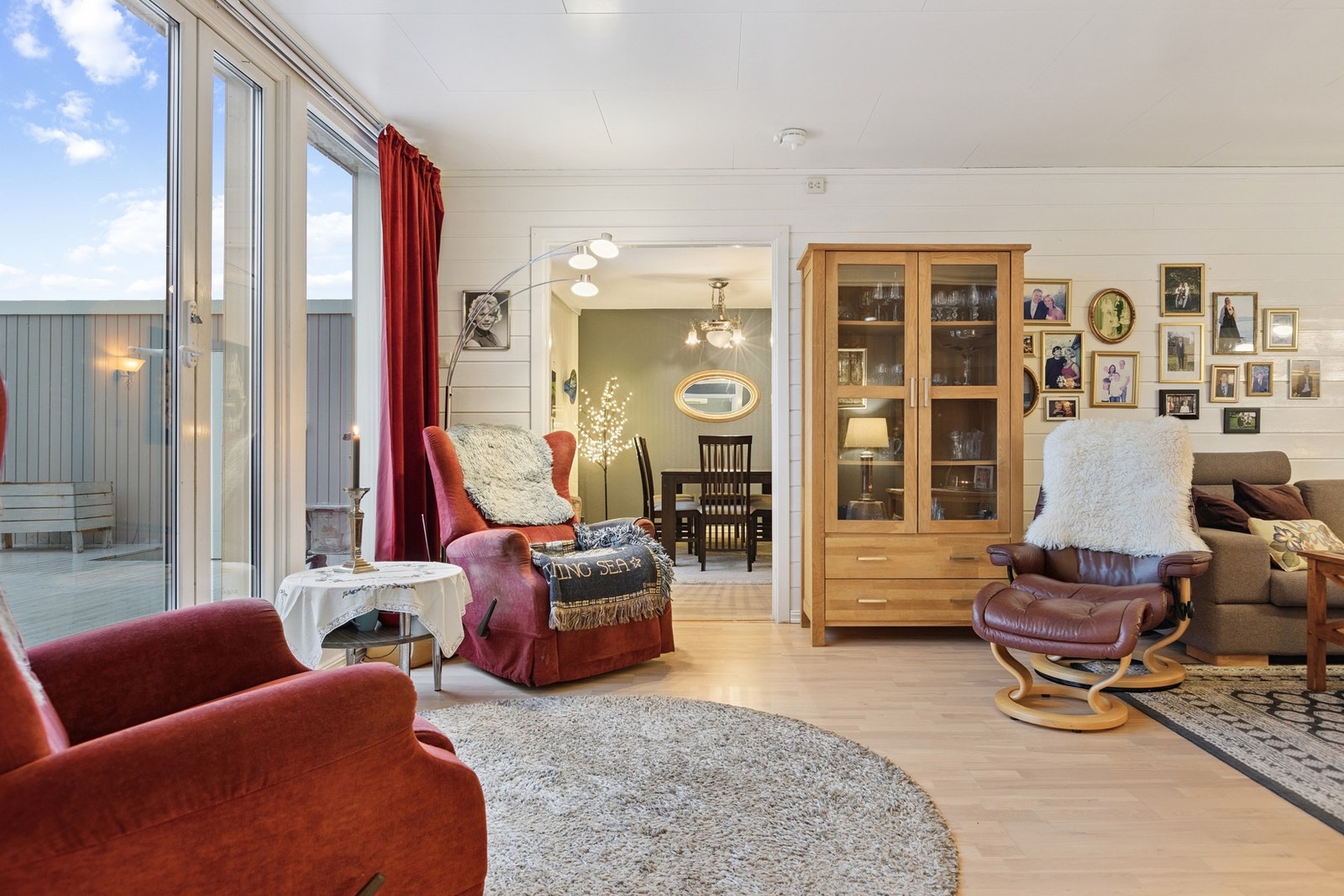 Det er installert varmepumpe i stue. Galleribilde