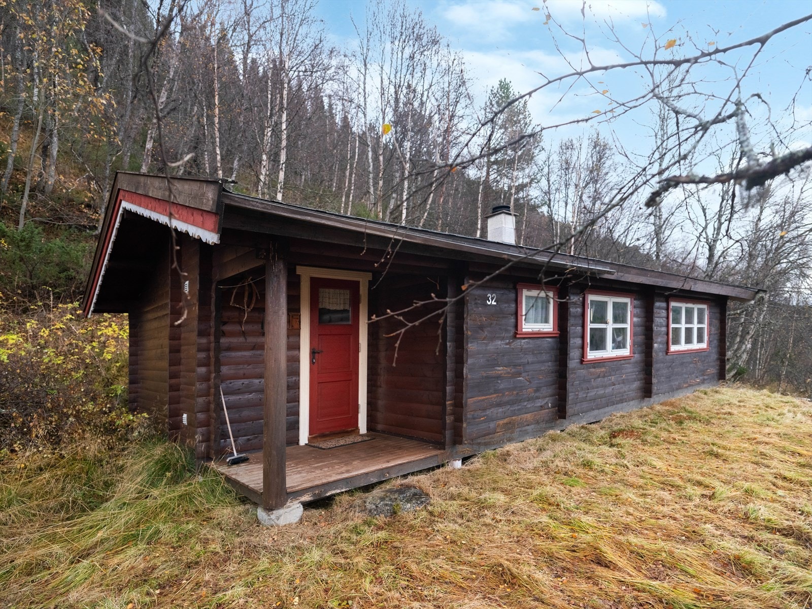 Her får du ro og ekte hyttefølelse i naturskjønne omgivelser. Galleribilde