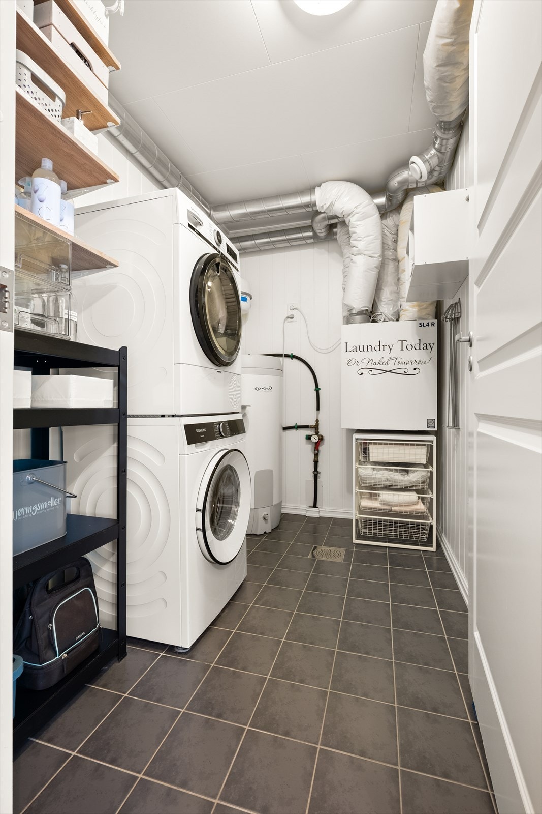 Bod med opplegg til vask og tørk. Galleribilde