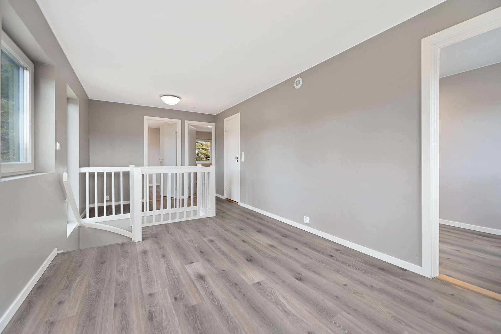 I 2. etasje er det 3 soverom og bad. Galleribilde