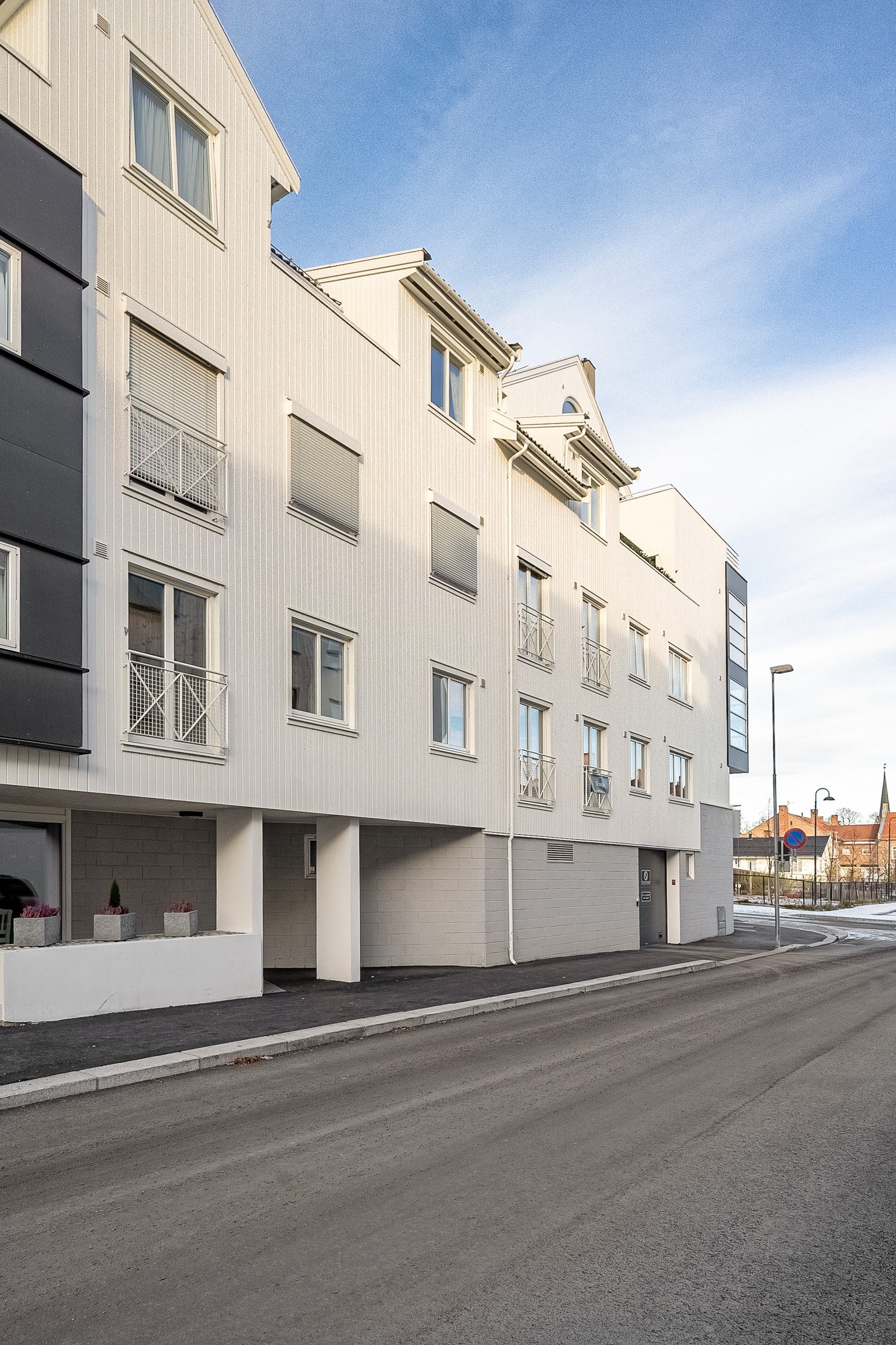 Dette er en perfekt leilighet for deg som ønsker en enklere hverdag - eller for deg som trenger en pendlerbolig ved Mjøsa! Galleribilde