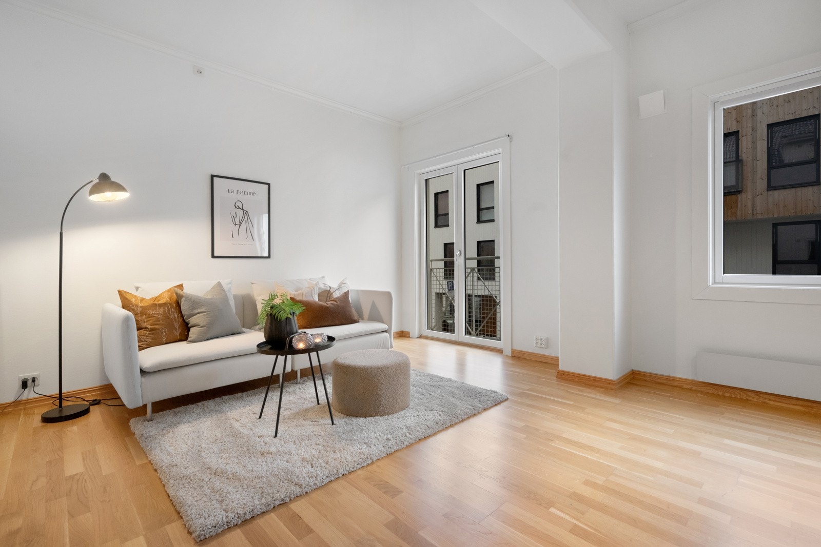 Leligheten er i lyse material- og fargevalg Galleribilde