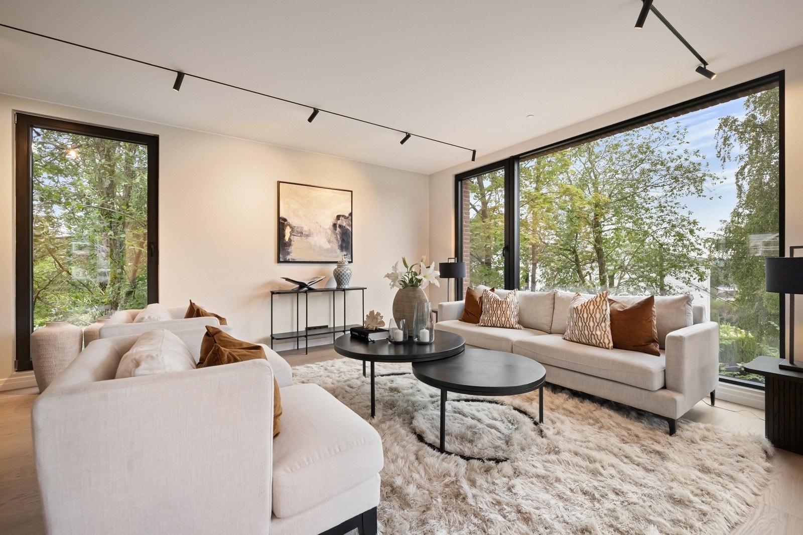 Det er installert vannbårenvarme i alle gulv i leiligheten.