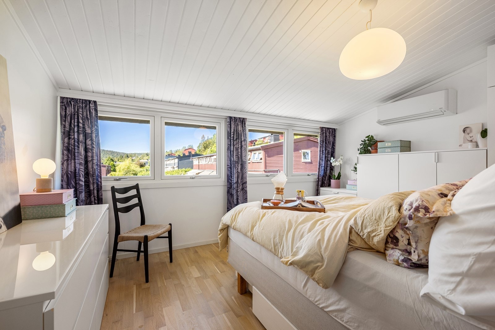 På hovedsoverommet er det også montert en luft til luft varmepumpe. Galleribilde