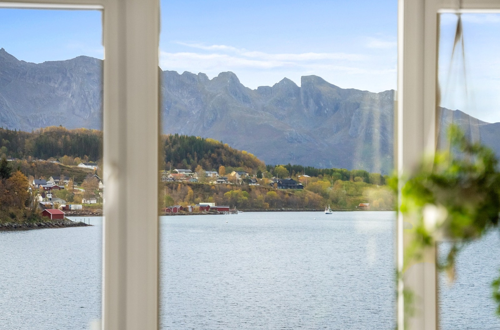 Utsikt fra stue. Galleribilde