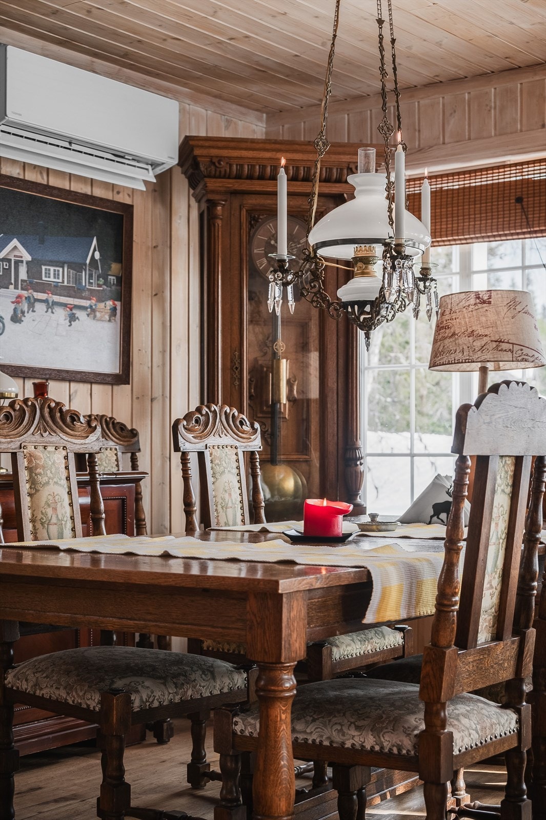 Spisestue. Galleribilde