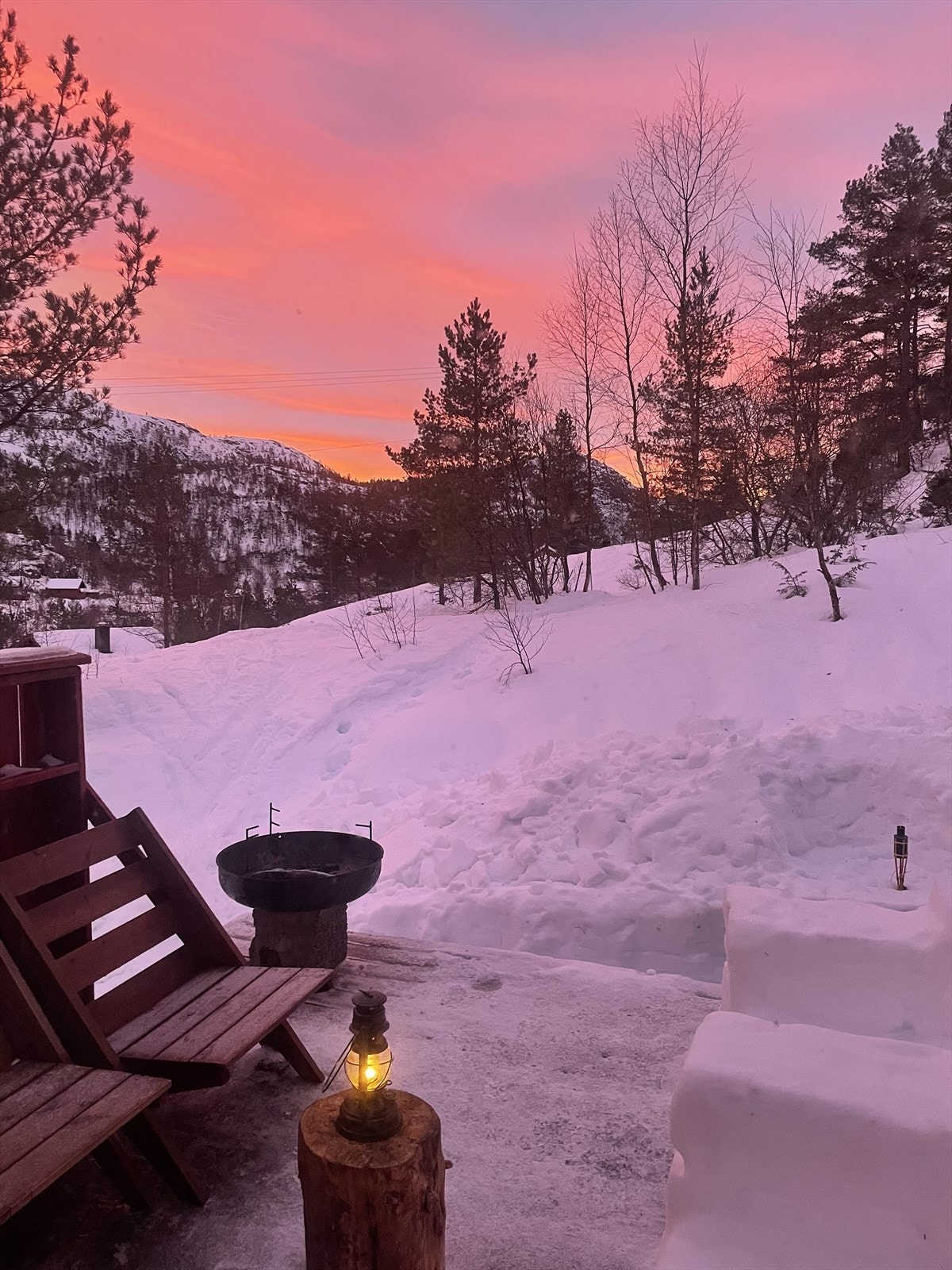 Vinterstemning på terrassen vinteren 2024. Galleribilde