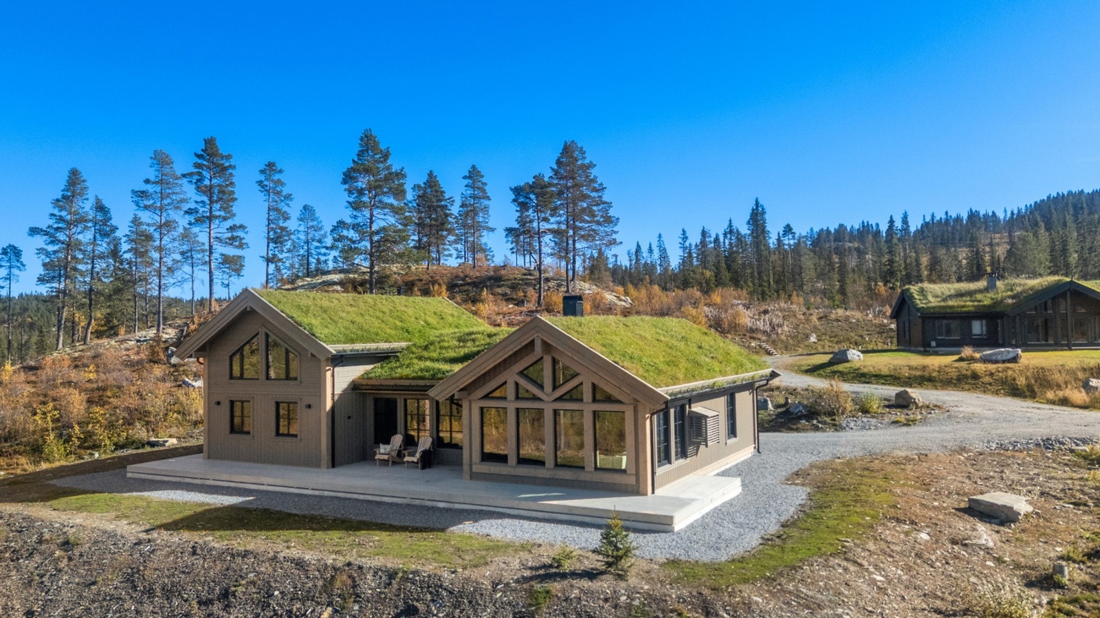 Eiendomsmelger Ida Follinglo presenterer denne flotte eiendommen. Foto: Christine Stokkebryn Galleribilde