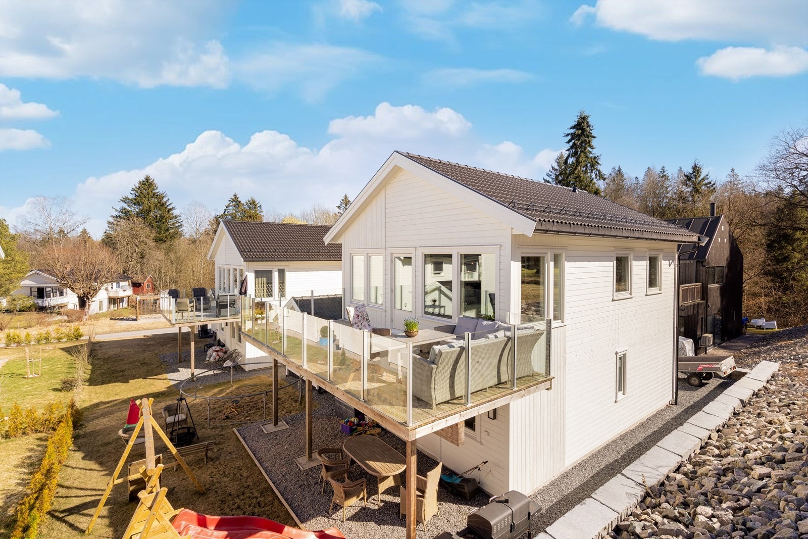 EiendomsMegler1 ved Mona Harstad presenterer Alvestadtunet 30! Galleribilde