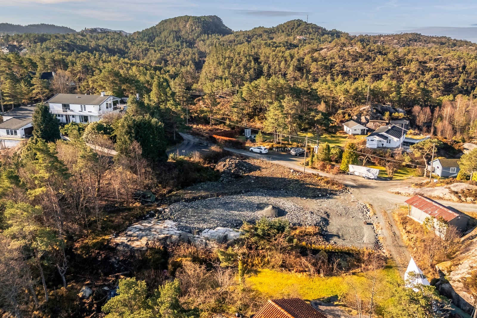 Flott planert tomt i attraktivt hyttefelt. Galleribilde