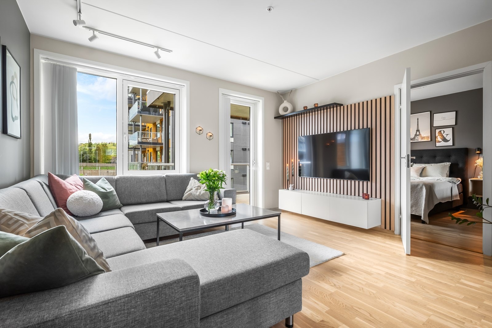 Moderne detaljer i hele leiligheten Galleribilde